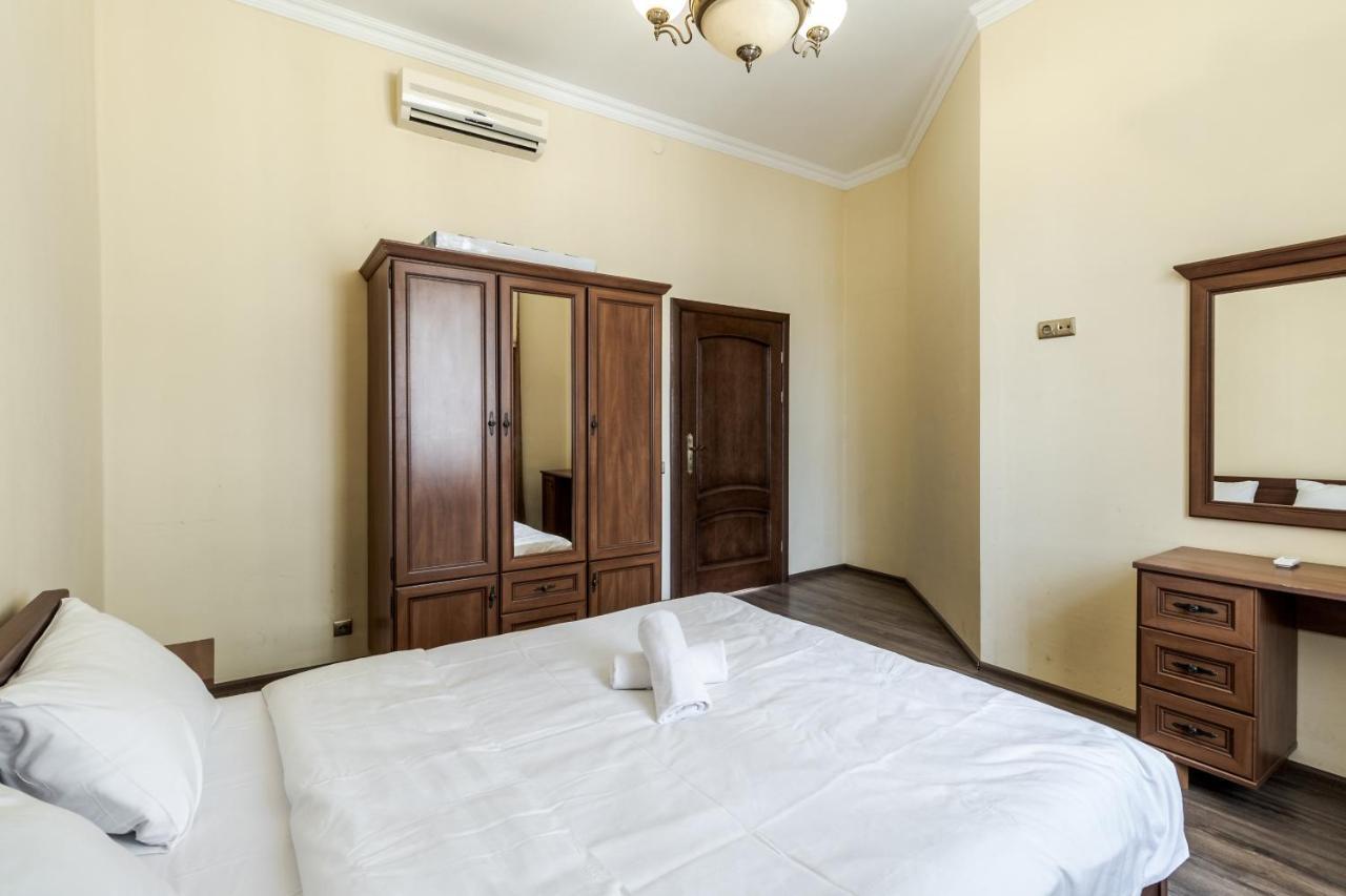 Fedorova Apartment Lviv Eksteriør billede