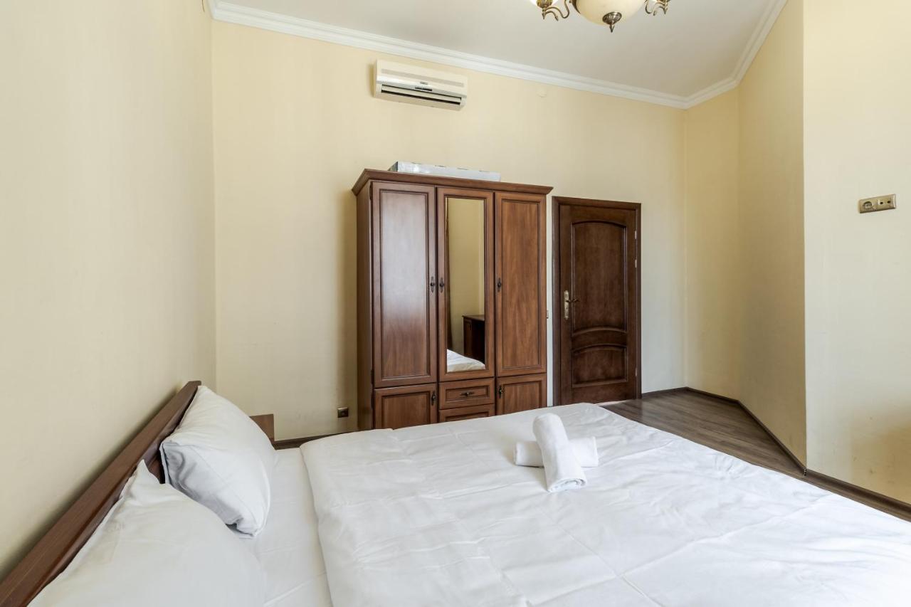 Fedorova Apartment Lviv Eksteriør billede