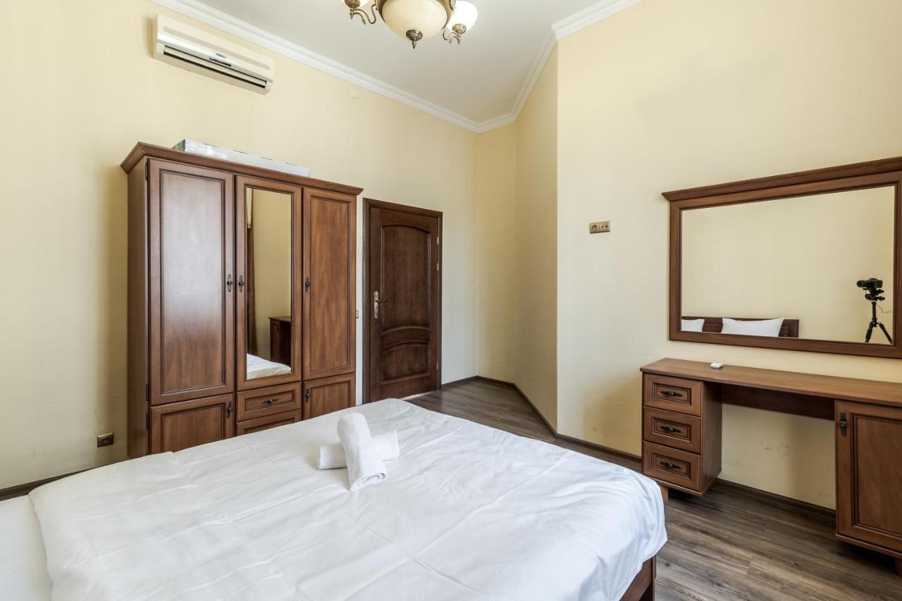Fedorova Apartment Lviv Eksteriør billede