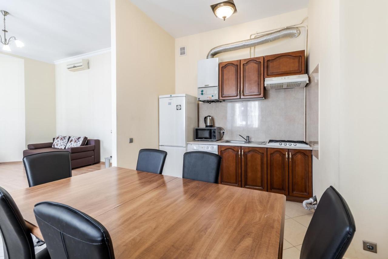 Fedorova Apartment Lviv Eksteriør billede